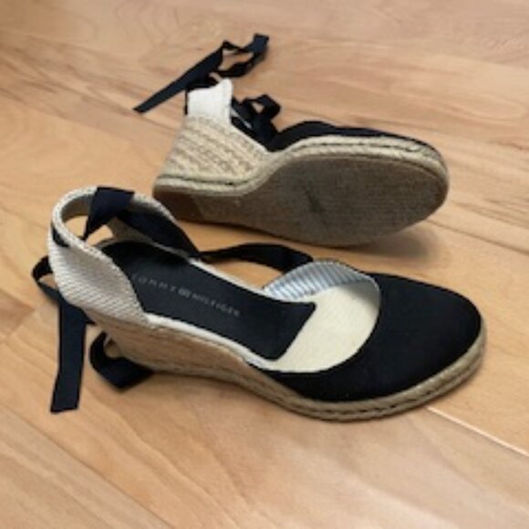 Tommy Hilfiger lace up espadrilles black/beige combo size 6.5M - Picture 9 of 13